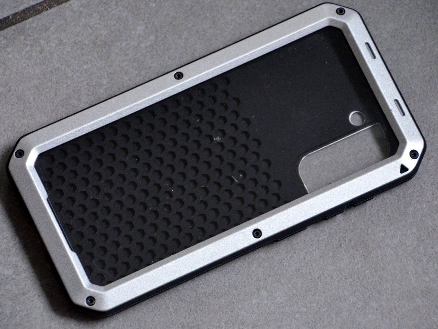 Samsung Cover & Protezioni schermo: Samsung S21 Hülle  / étui – Usato da Collonges venduto da arashee 1
