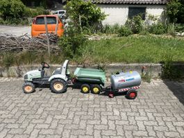 Kinder Tret-Traktor mit Anhänger John Deere guter Zustand