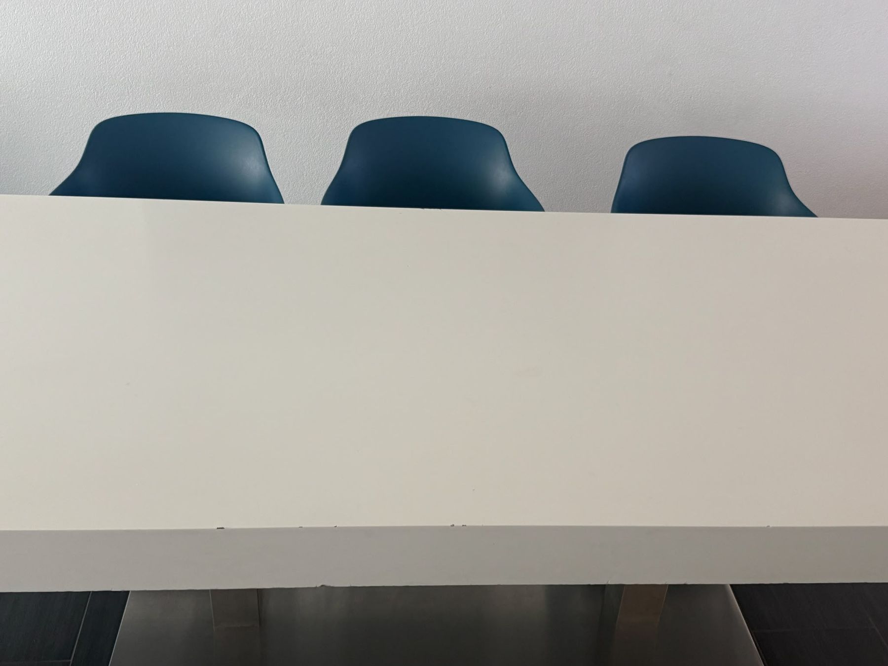 Tische: Esstisch ohne Stühle – Gebraucht aus Kaiseraugst von basweb 5