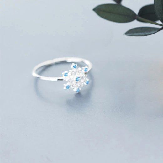 Ringe: Schneeflocken Ring aus Silber – Neu und originalverpackt aus Wil SG von Veratier 1