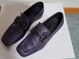 Violette bequeme Damenlederschuh Gr. 39, NP 229.--