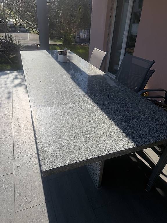 Tavoli: Terassentisch aus Granit – Usato da Selzach venduto da Dalmatiner_22 1