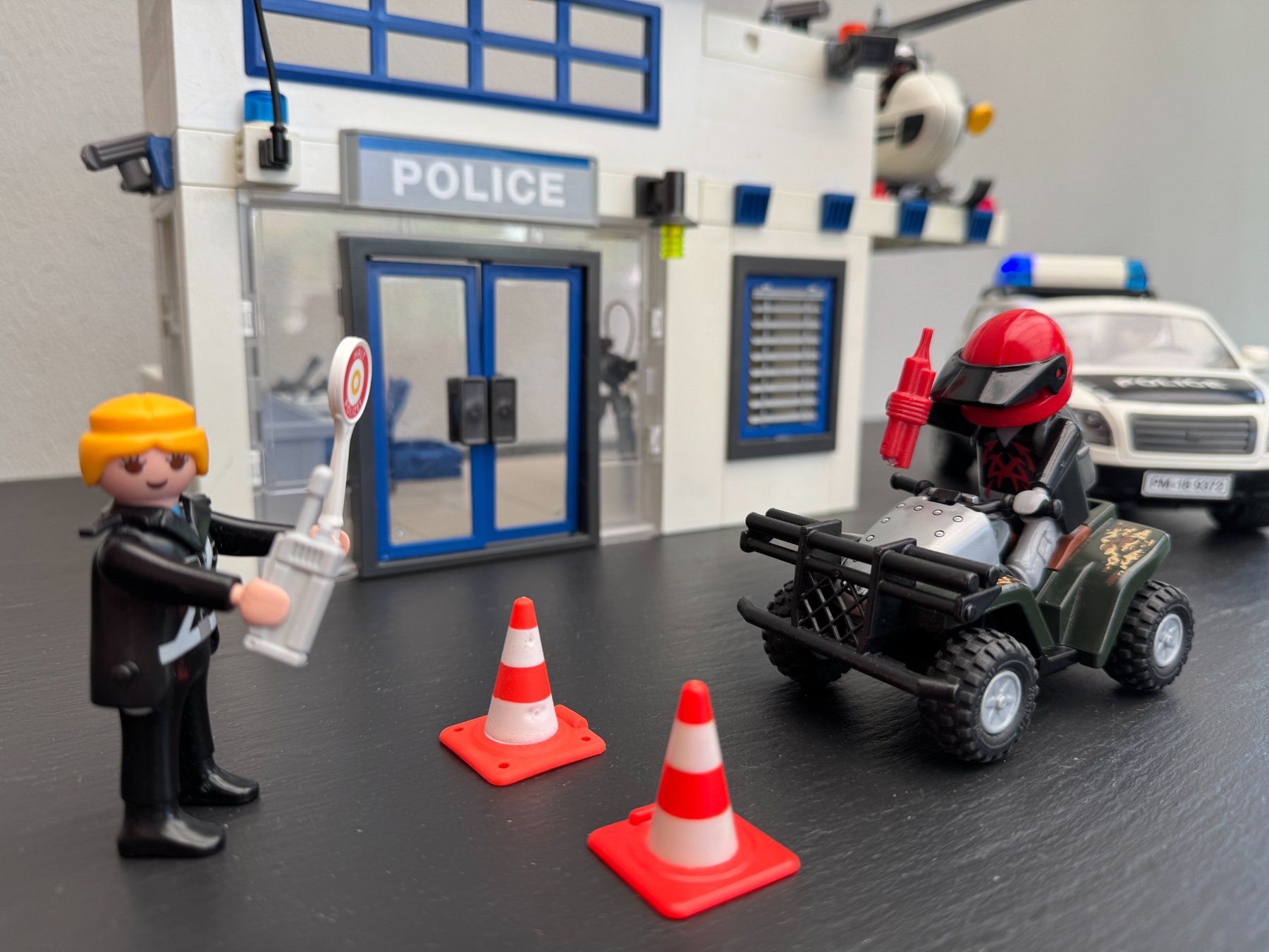 Playmobil Spielzeuge: Playmobil Polizeistation City Action – Gebraucht aus Oberentfelden von PriMaSi 1