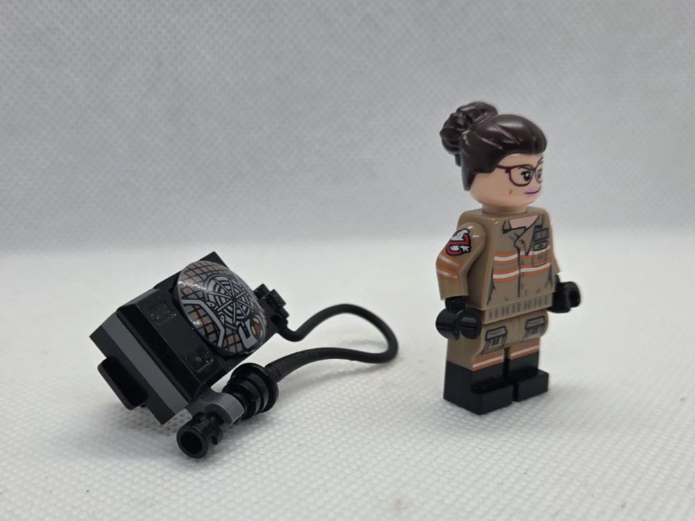 Lego Kit di costruzioni: Lego Ghostbusters LEGO dim035 Abby Yates + Proton Pack – Usato da Basadingen venduto da NekoBricks 1