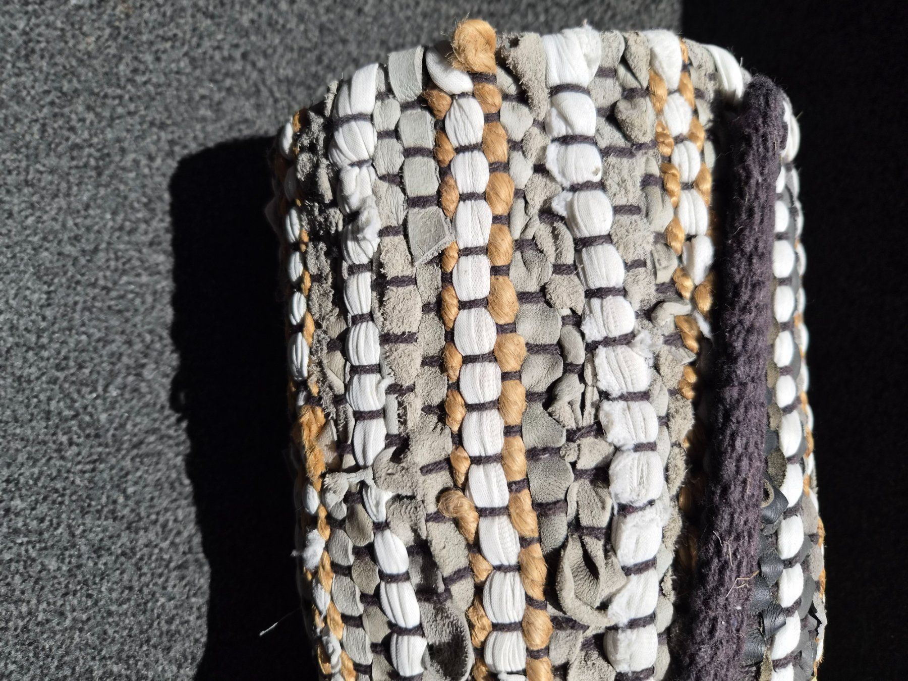Teppiche: Teppich gestreift dunkelgrau beige – Gebraucht aus Müntschemier von Conker1 3