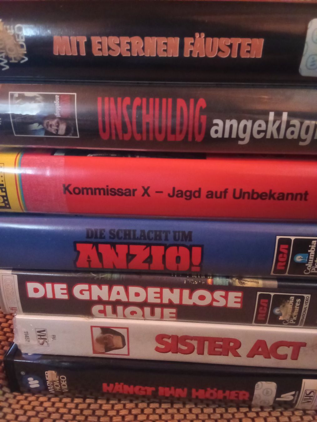 Tutti i DVDs: hblhblb – Usato da Remetschwil venduto da Hofiii 3