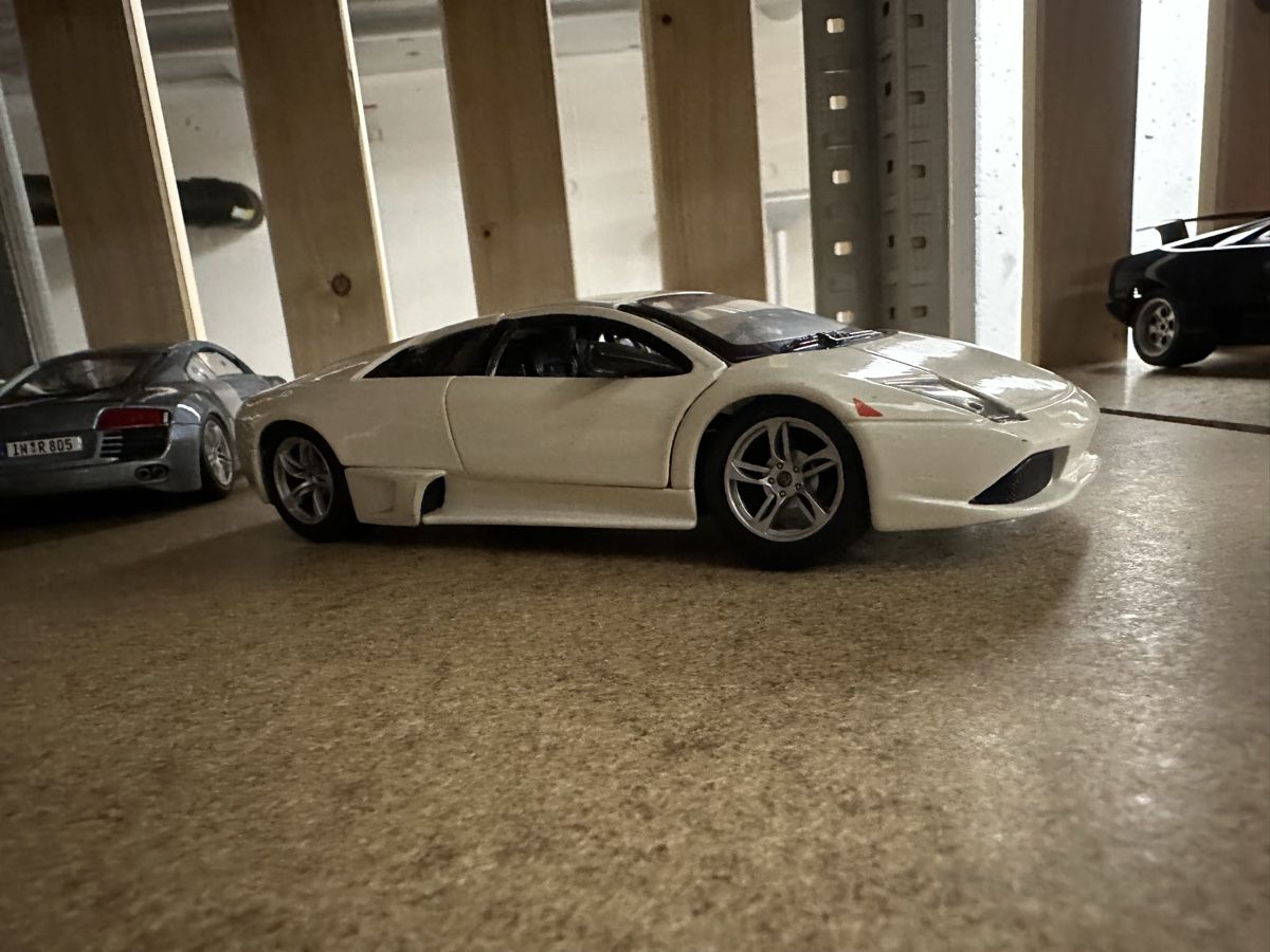 Bburago Modellini d'auto: Weisser Lamborghini Gallardo Modellauto – Usato da Zürich venduto da ner_j6xn 1