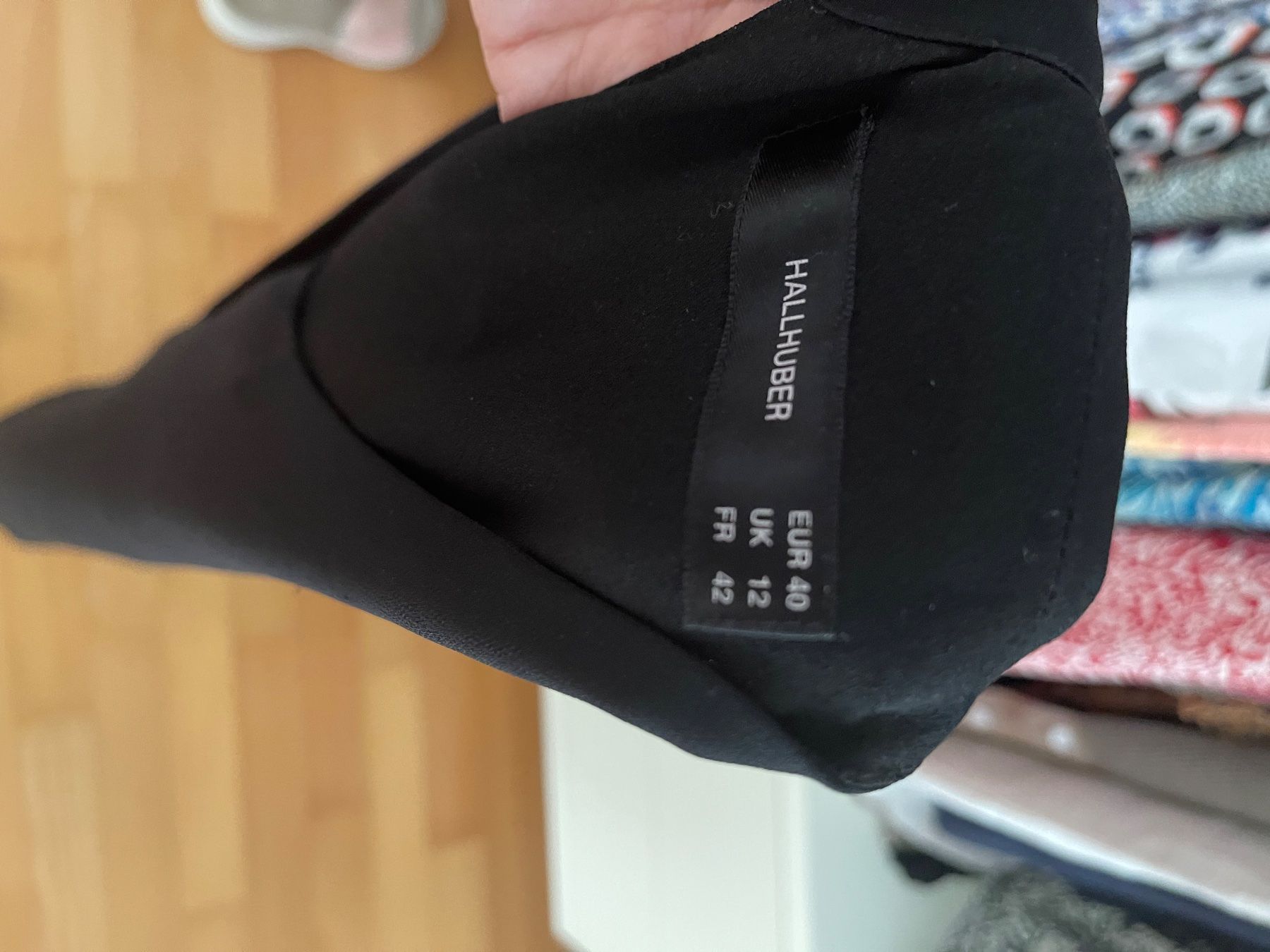 Hallhuber Kleider: Schwarzes Sommer Abendkleid von Hallhuber – Gebraucht aus Adliswil von JadrankaR 3