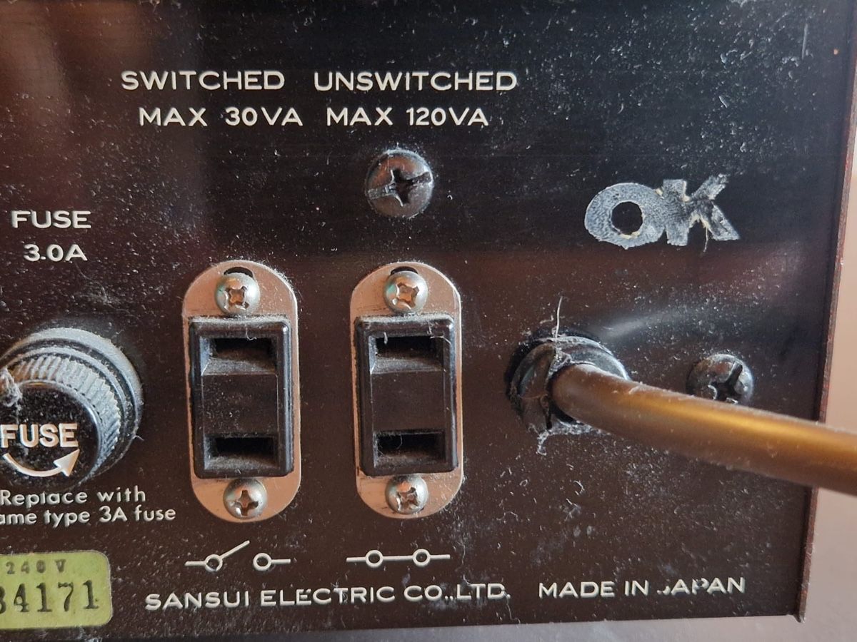 Sansui Ricevitori: Sansui Verstärker Model 3000 – Usato da Le Vaud venduto da Balthasar 3