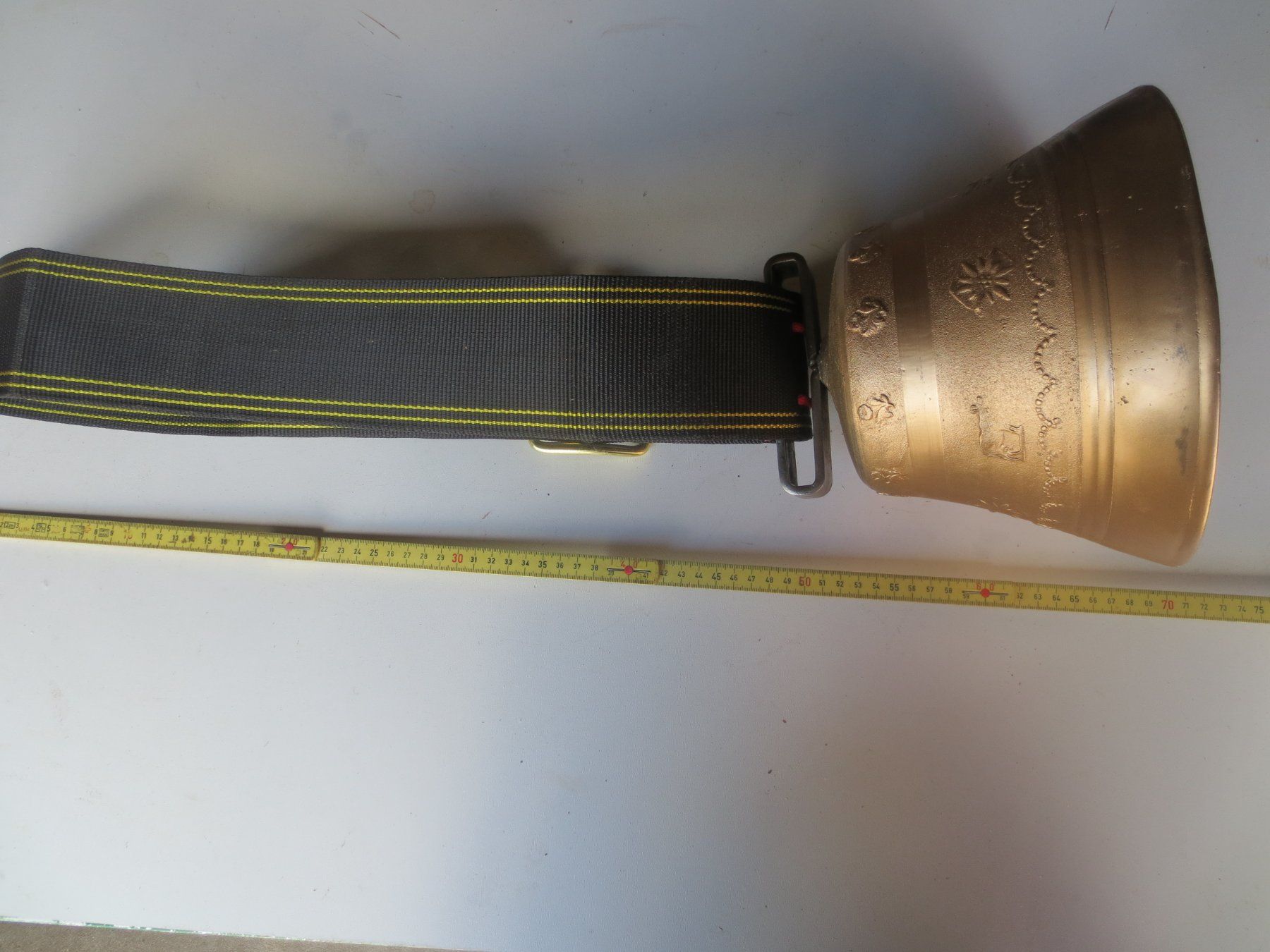 Campanacci mucche: Glocke mit neuem Riemen – Usato da Weier im Emmental venduto da waefler03 6