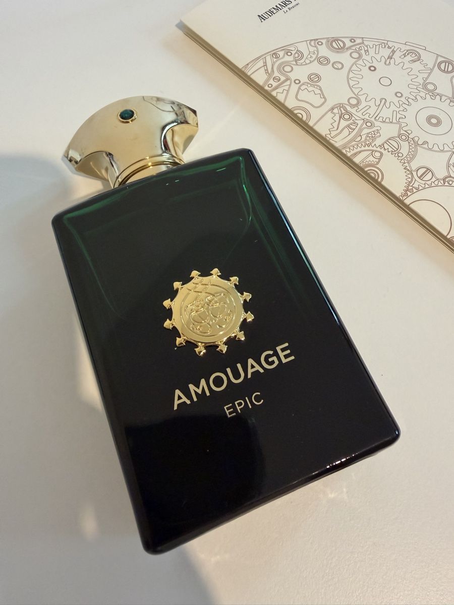Amouage Parfum & Eau de Toilette: Amouage Epic Man Eau de Parfum 100 ml – Almost Full – Gebraucht aus Le Grand-Saconnex von ava_2zkv