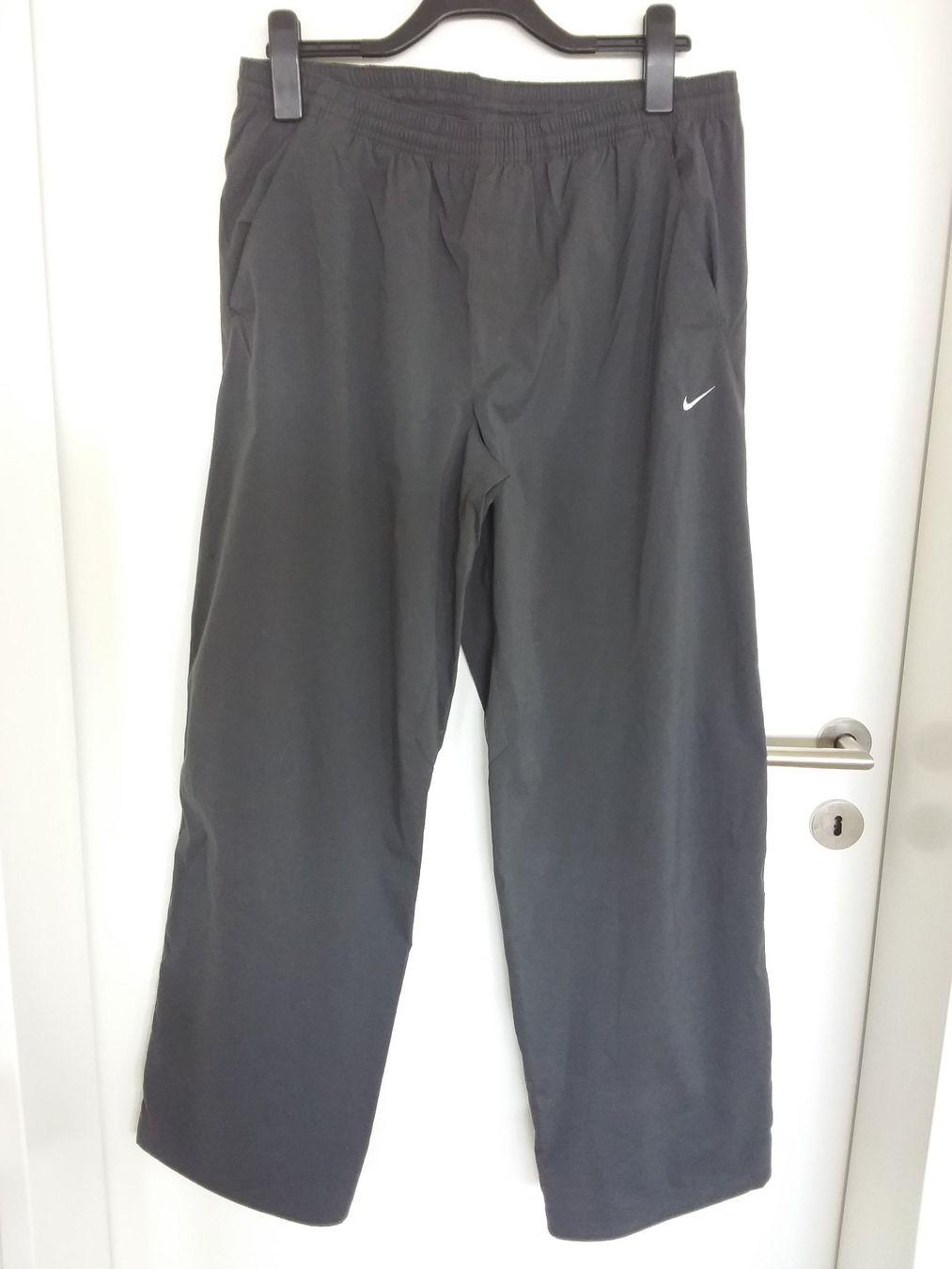 Nike Pantaloni: NIKE Freizeithose Gr 52/54 – Usato da Immensee venduto da Btrutmann