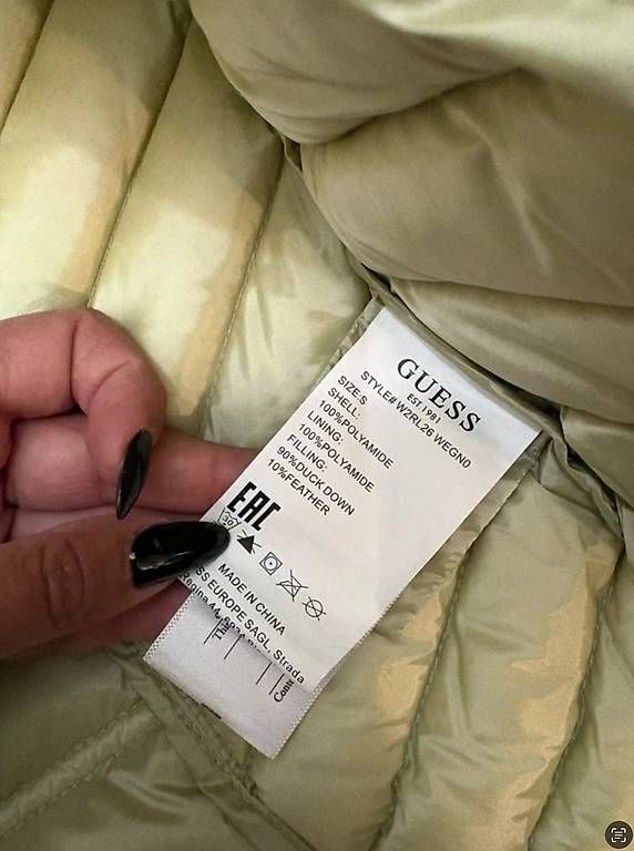 Giacche: GUESS padded jacket, water resistant S size – Nuovo e nell'imballaggio originale da Altendorf venduto da olg_rfk6 3