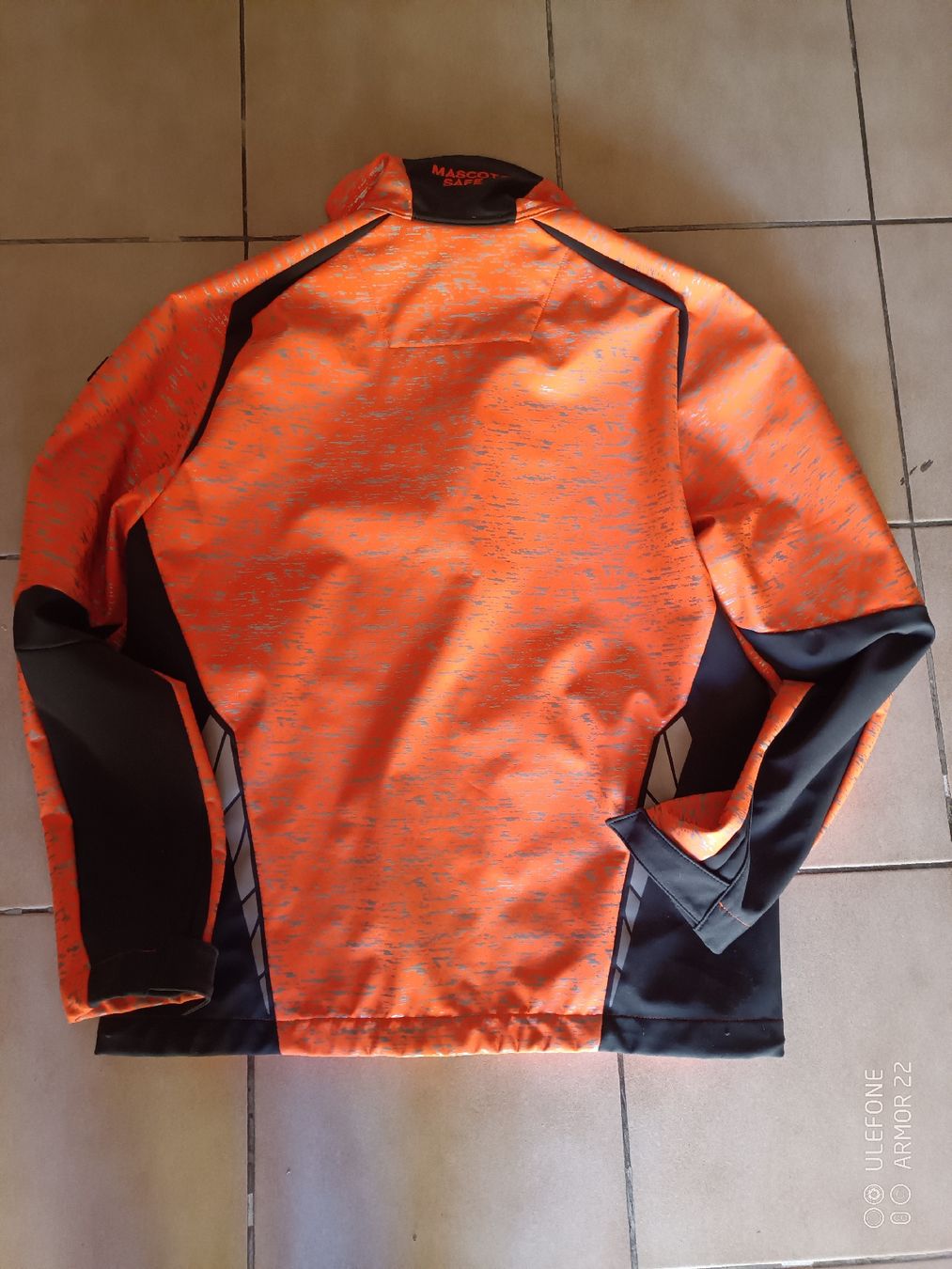 Jacken: Jacke – Gebraucht aus Naters von deb_9cmp 2