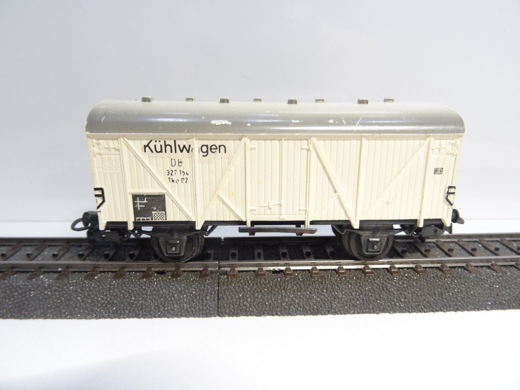 Märklin Modellini di ferrovie: Märklin. H0 4508 Kühlwagen – Usato da Hochdorf venduto da Teger02 3