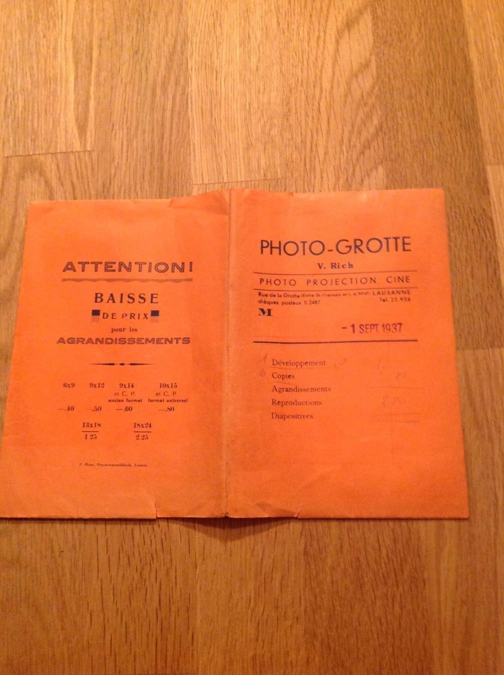 Alben: Pochette pour les photos année ´30 – Gebraucht aus Villars-sur-Glâne von Graca03 3