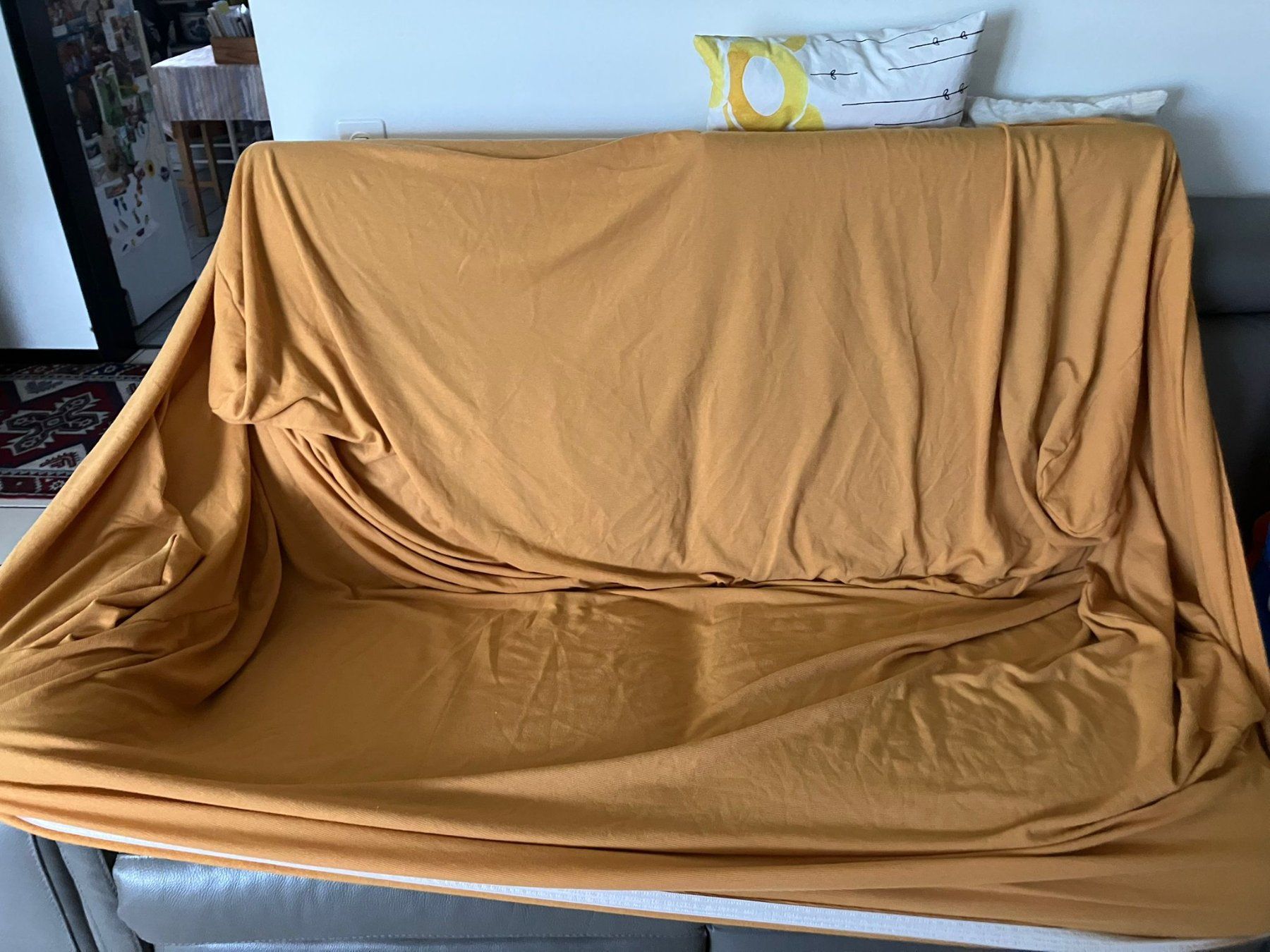 Coperte: Copri divano arancione 4 posti Orosei – Usato da Melano venduto da H-Sara