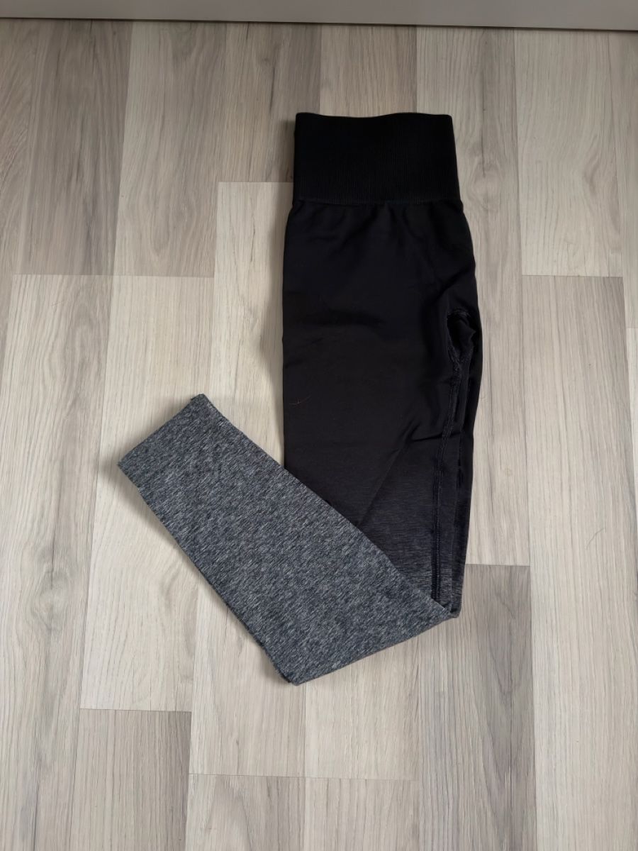 Leggings:  Sport Leggings   – Gebraucht aus Davos Platz von ang_m2dp