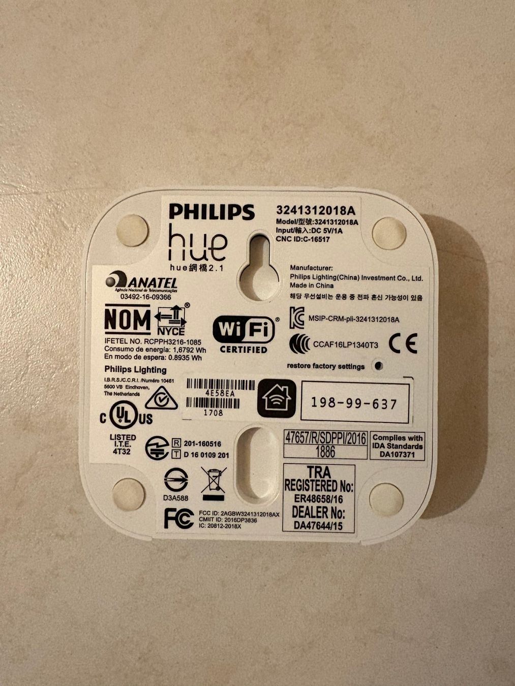 Philips Hub & Switch: Philips Hue Bridge mit LAN-Kabel – Usato da Möhlin venduto da Francisc0 1