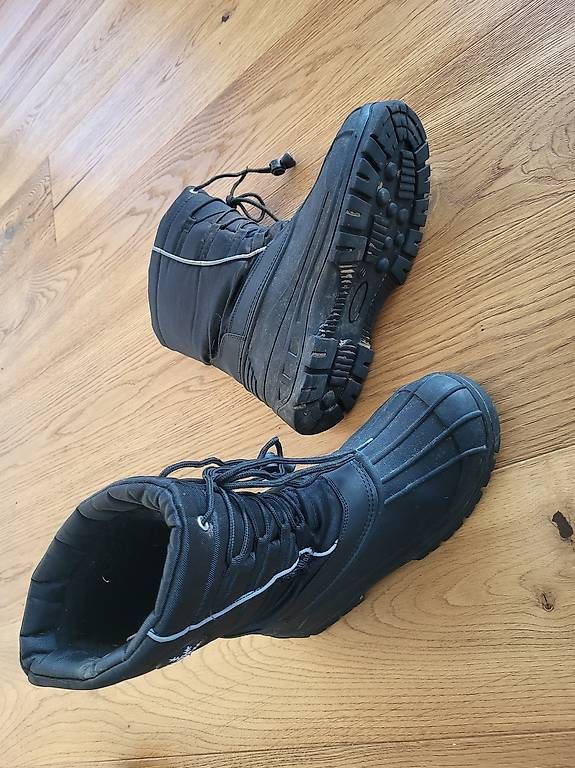 Scarpe da donna: Winterstiefel Gr. 40 – Usato da Meisterschwanden venduto da Michael_Wuethrich 1