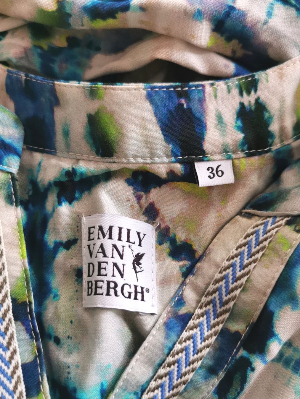 Emily van den Bergh Camicette: Emily van den Berg wunderschöne Bluse Gr. 36/38 – Usato da gachnang venduto da tibus1 4