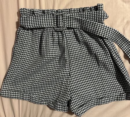 Hot pants Grau Grösse S- Verdient 2te Chance :)