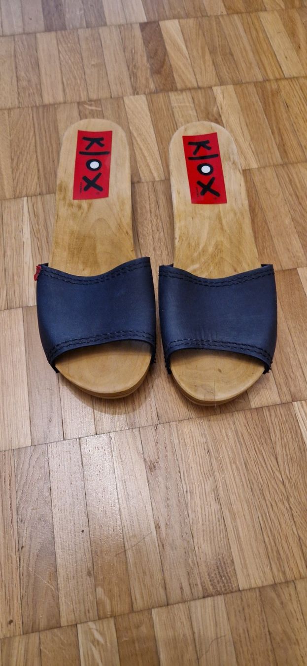 Scarpe da donna: Damenschuh – Usato da Fällanden venduto da Stern722