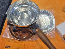 JUNGFRÄULICHES -NIE GEBRAUCHTES STÖCKLI-STÖVCHEN 70-ER NEU !