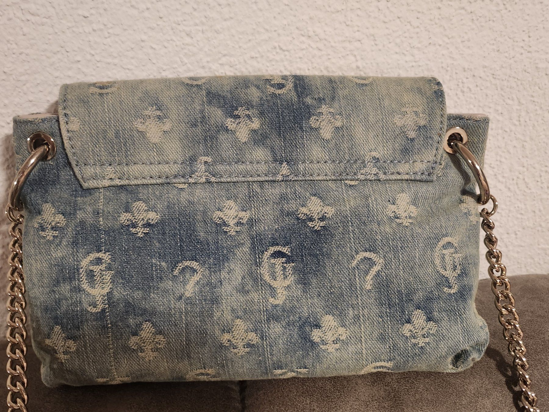 Guess Borse da donna: Guess Tasche – Usato da Kefikon TG venduto da Livline 1