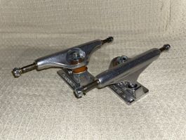 2x Independent 139 hollows trucks