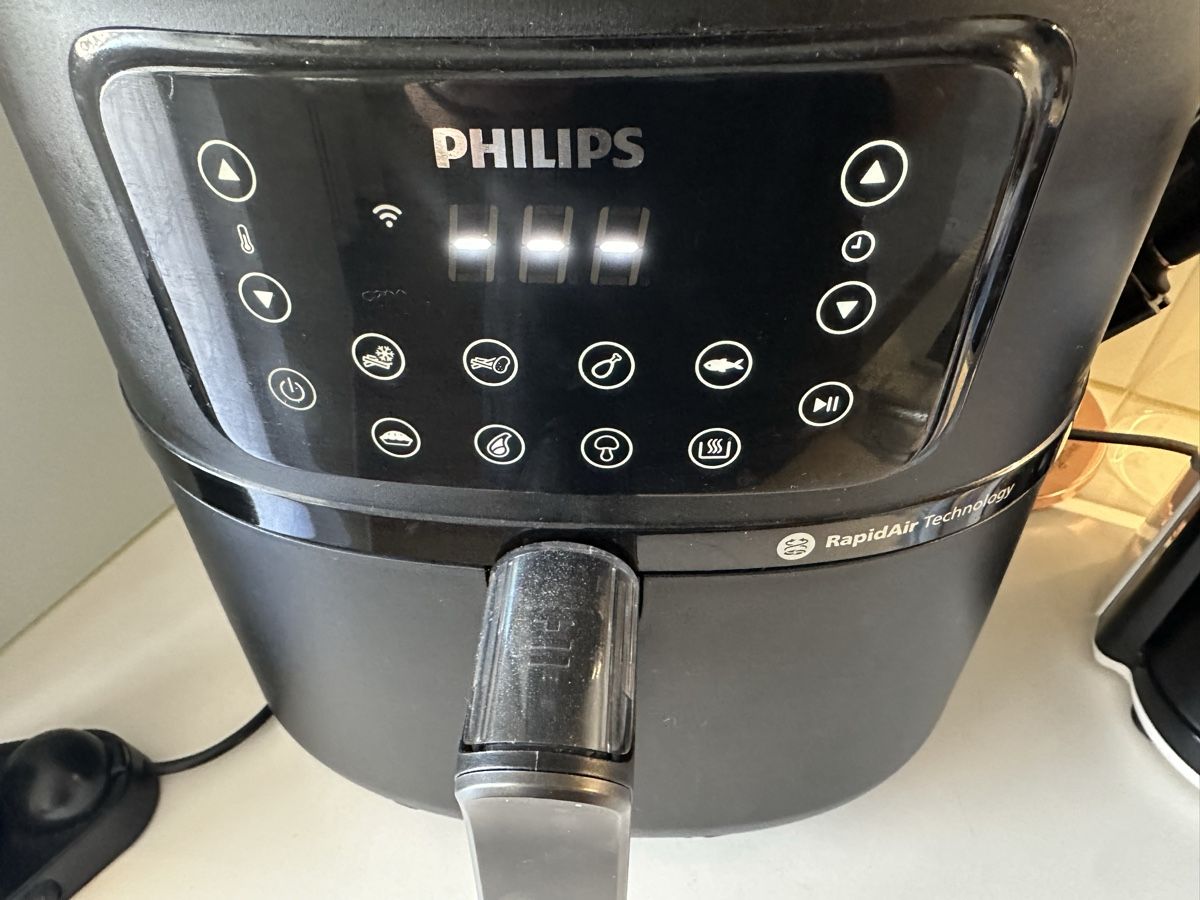 Philips Elettrodomestici da cucina: Philips Airfryer Heissluftfritteuse, neuwertig – Nuovo (secondo la descrizione) da basel venduto da sso_t5rp