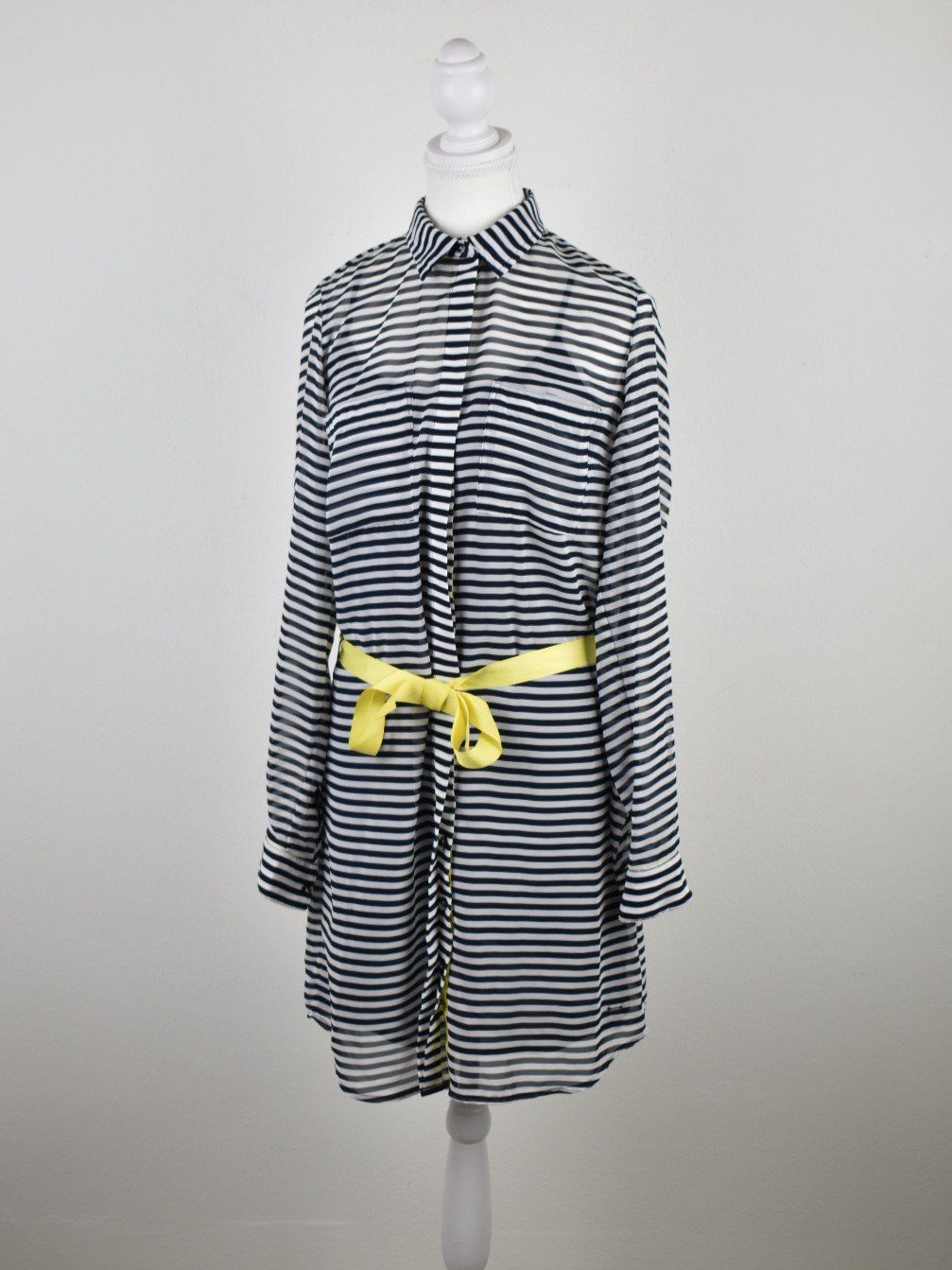 Tommy Hilfiger Kleider: Tommy Hilfiger Hemdkleid Gr.36, neuwertig – Neu (gemäss Beschreibung) aus Nürensdorf von 2ND_STORY 1