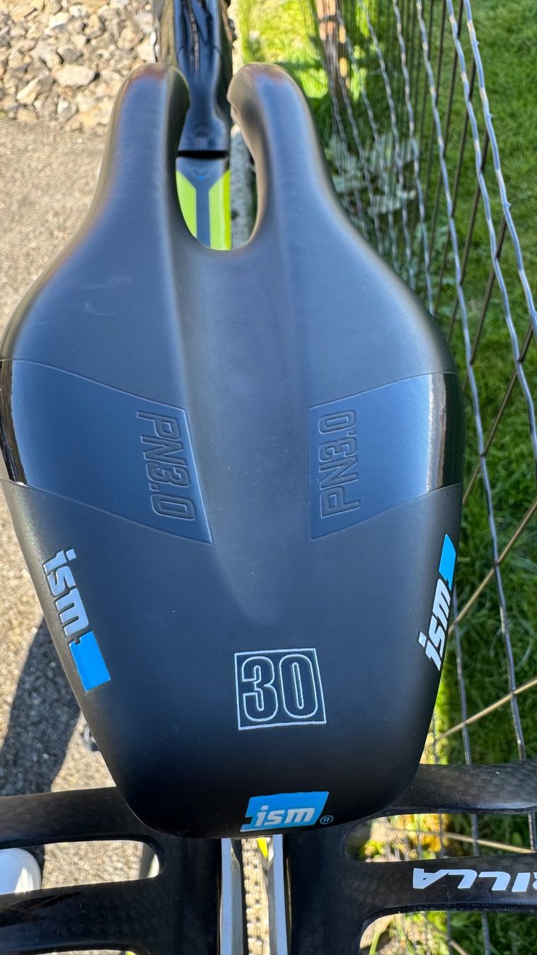 Felt Biciclette: À vendre Vélo triathlon FELT – Usato da Troistorrents venduto da McBach 5