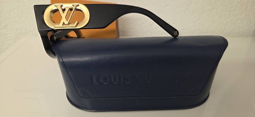 Louis Vuitton Occhiali & Lenti: Original Louis Vuitton Sonnenbrille Full Set – Nuovo (secondo la descrizione) da St. Urban venduto da kun_9gl9 2
