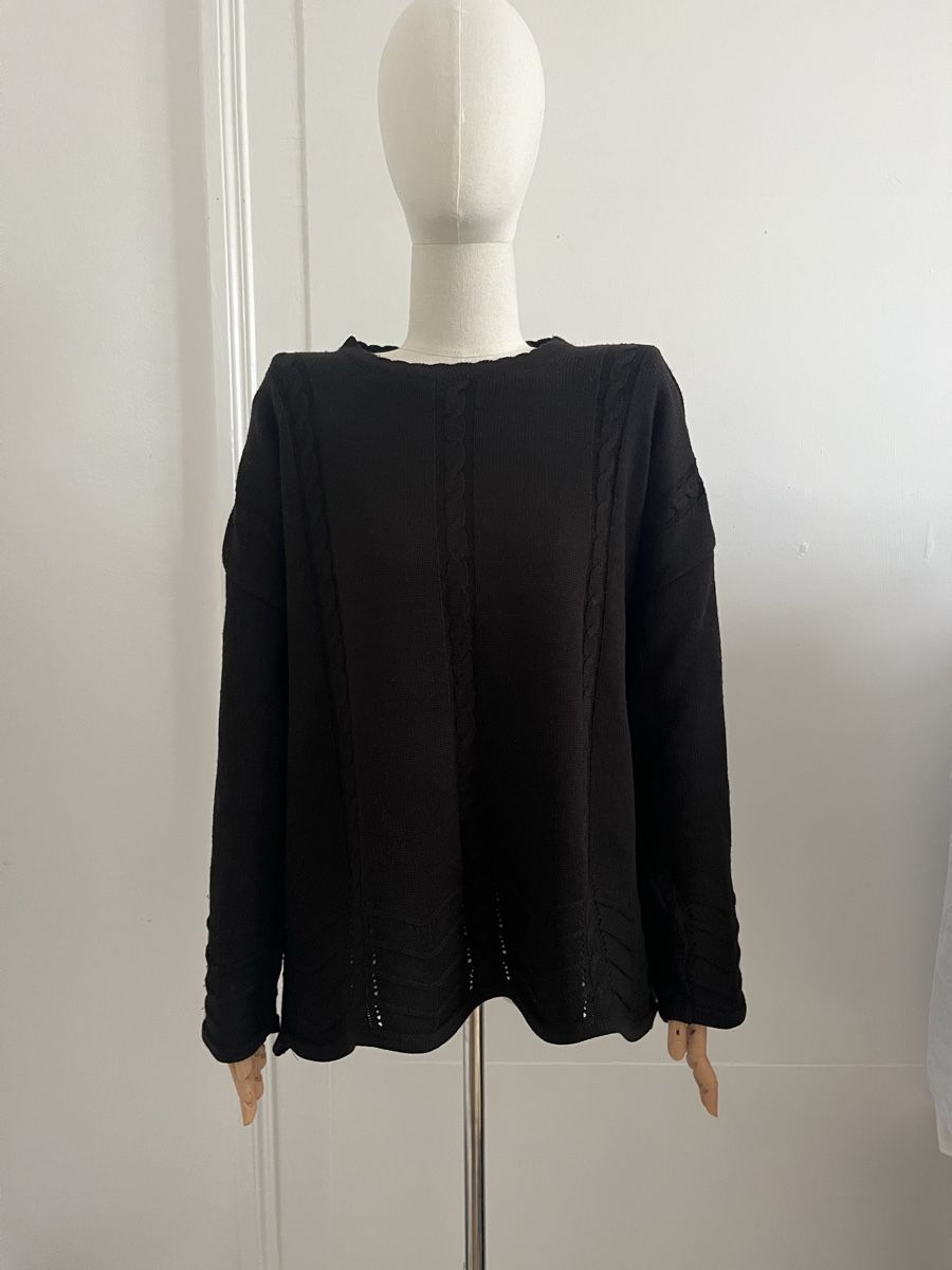 Maglioni & Felpe: Elegant Black Knit Sweater size M/L – Usato da Zürich venduto da Melina.A 1
