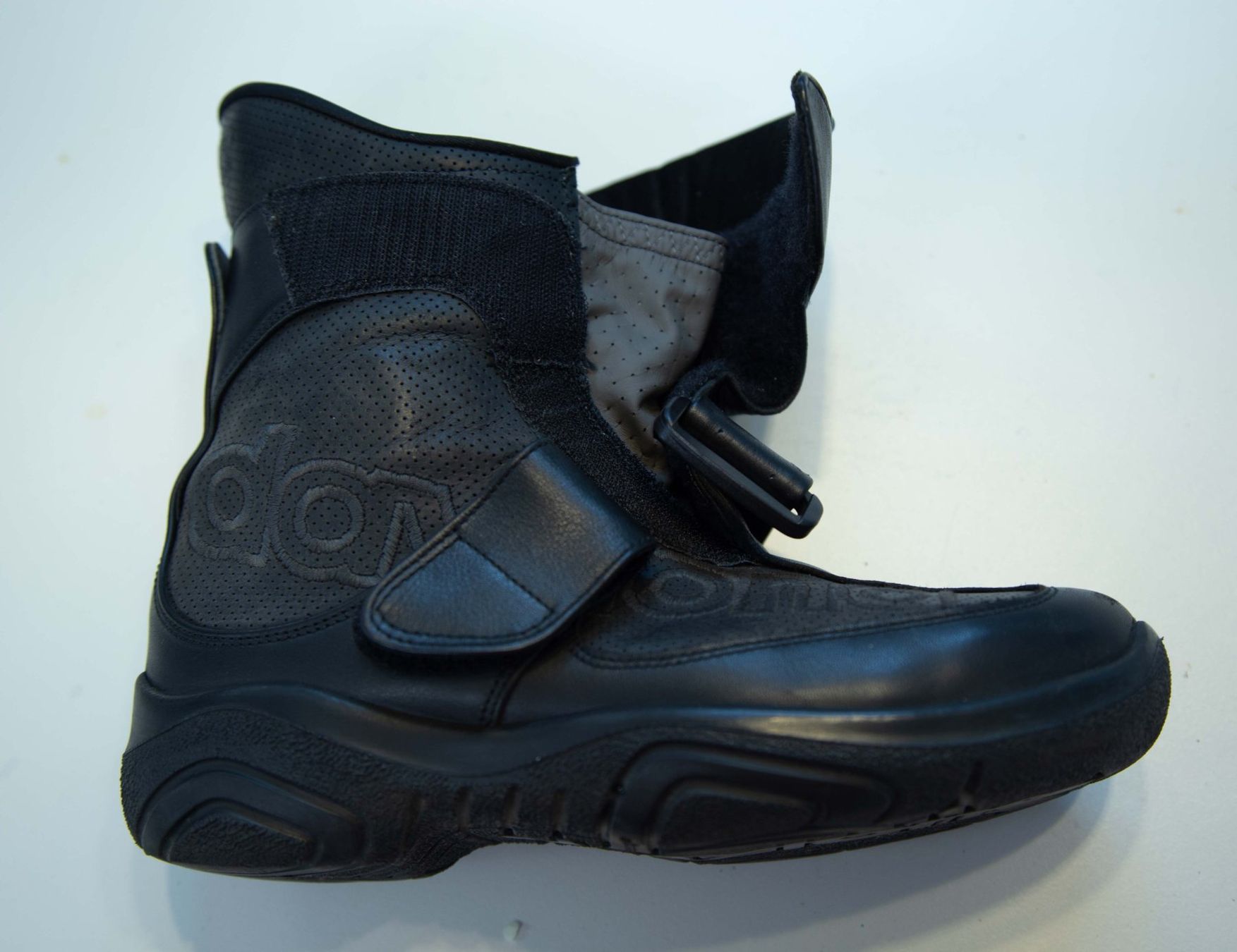Scarpe da donna: DAYTONA Motorrad Schuhe Gr. 37 – Usato da Tuggen venduto da Skip13 3