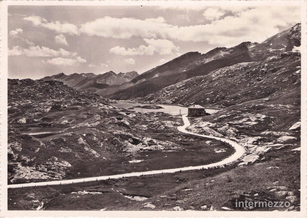 Cartoline postali: San Bernardino GR // ca. 1940 Ospizio Pass – Usato da Basel venduto da intermezzo12