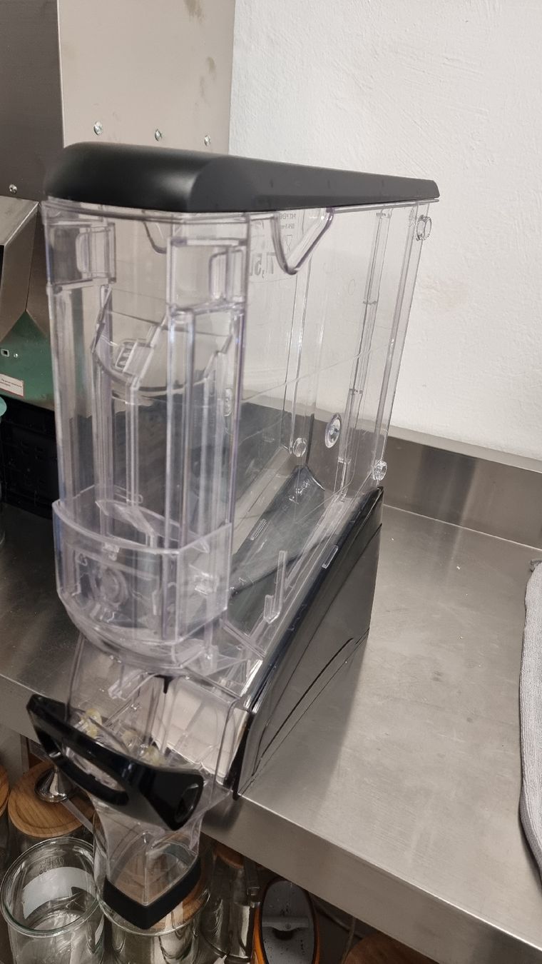 Altro per Gastronomia & Hotel: distributeur pour le vrac 7,5l – Usato da Reconvilier venduto da Sandrine99