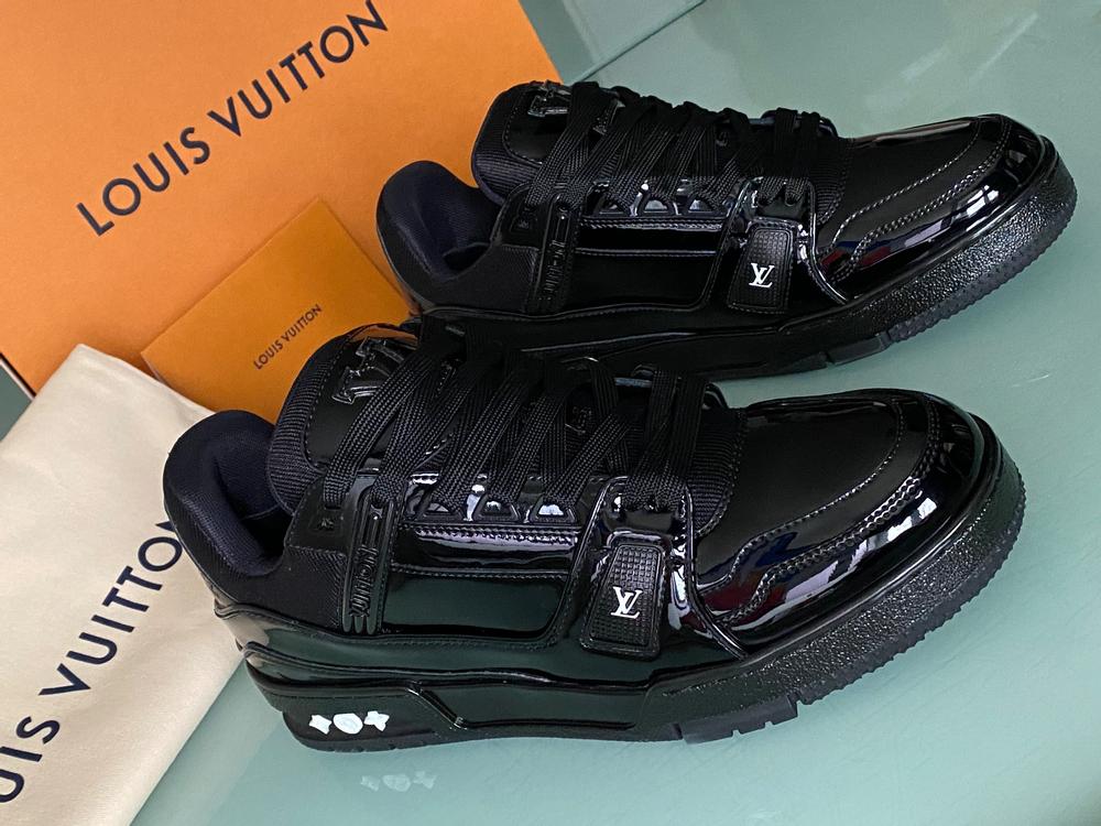 LOUIS VUITTON LV Trainer Schwarz Leder Low Sneakers 42 NEU