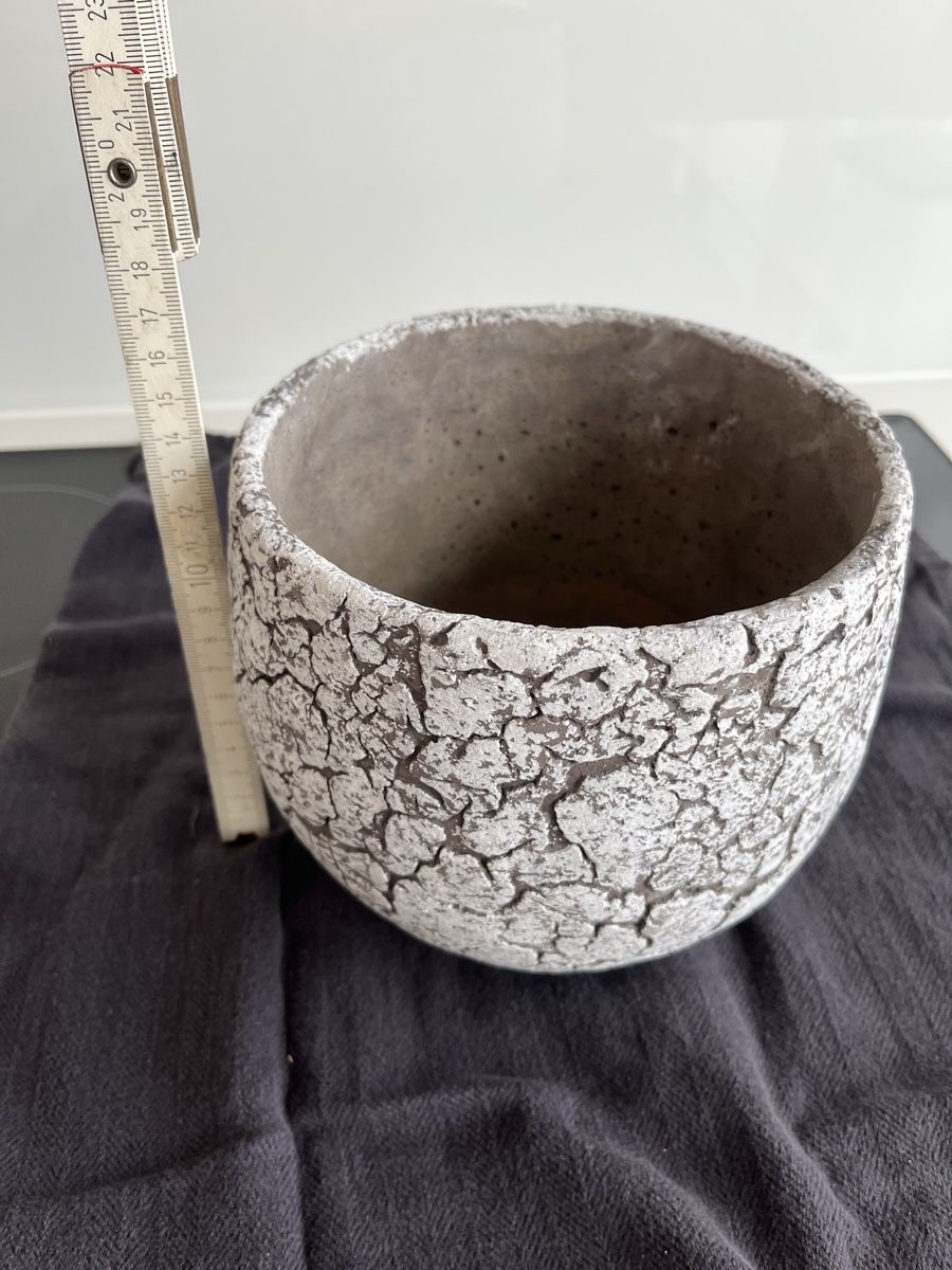 Blumentöpfe: Blumentopf ø 18cm  – Gebraucht aus Luzern von Buesu1989