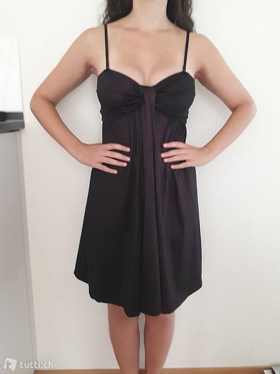 Yes Or No Vestiti: Cocktailkleid Grösse S – Nuovo (secondo la descrizione) da Urdorf venduto da Jeani_
