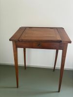 Antiker Schreibpult Nussbaum