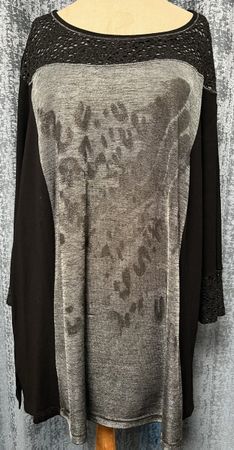 Schönes Chalou Shirt, schwarz/grau, mit Glitzereffekt