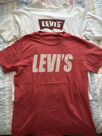 2x Levis T-Shirt