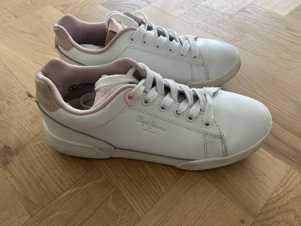 Pepe Jeans Scarpe per ragazze: Sneaker von Pepe Jeans, Grösse 34 – Usato da Wohlen AG venduto da Michi761