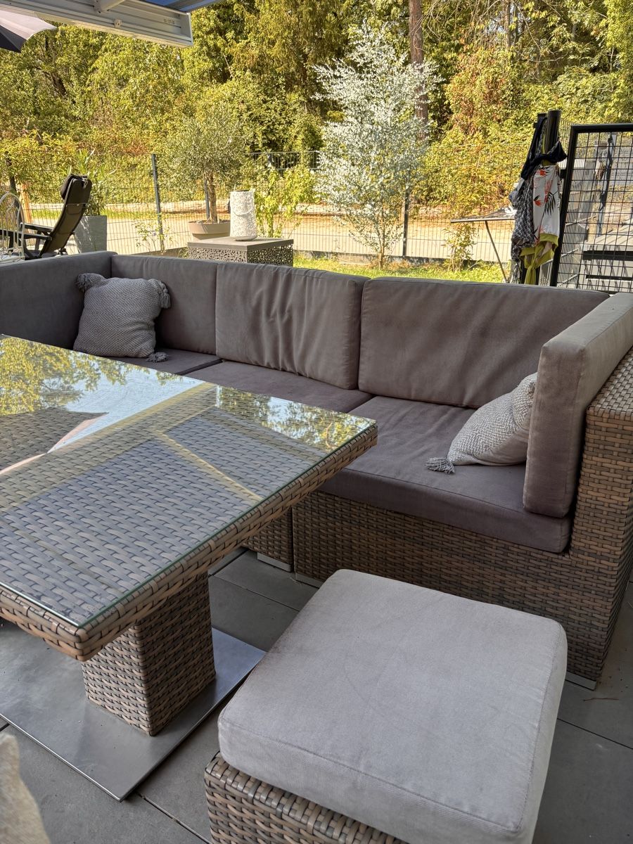Set di tavolo e panche: Loungeset – Usato da Portalban venduto da Jornsbeatrice 1
