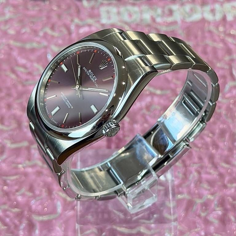 Montres: Rolex Oyster Perpetual "Grape" 39mm 114300 – D'occasion à Genève par minty.watches 1