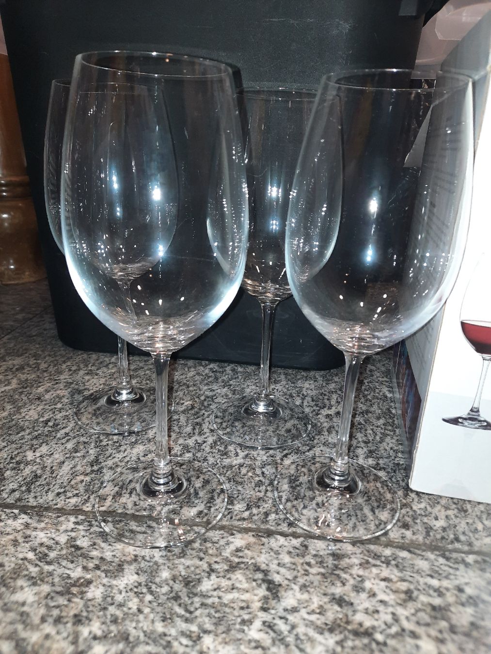 Bicchieri: 4 Bicchieri per Bordeaux – Nuovo e nell'imballaggio originale da Biasca venduto da Old_6blh 3