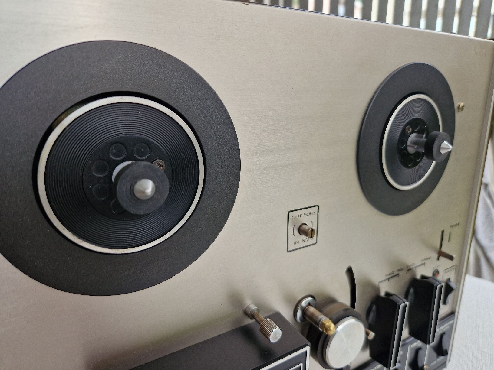 Akai Apparecchi a nastro:  AKAI 400DS – Usato da Einsiedeln venduto da Radiofreund 5