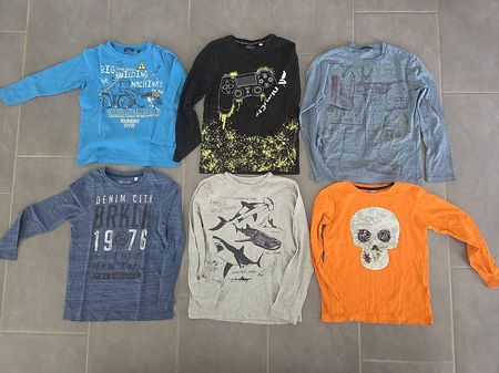 Diverse Langarm-Shirts 122/128 und 134/140